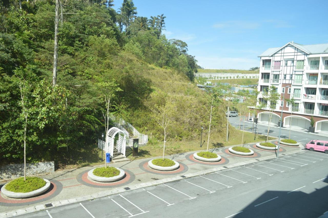My 4Rooms Apartment @ Golden Hills Pasar Malam Cameron Highlands Exterior photo